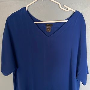 Blue Ann Taylor woman’s shirt